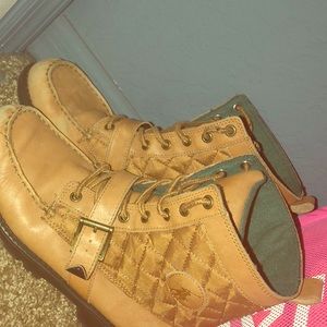 Ralph Lauren Chestnut Brown Boots with embroidery